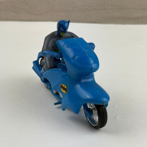 Vintage 1974 Batman Stunt Cycle Gyro Action Ahi Azrak Hamway Blue Hong Kong DC - Picture 2 of 10